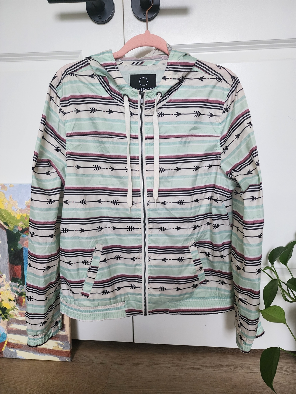 Empyre Arrow Print Lightweight Hooded Jacket XL | Fits M-L